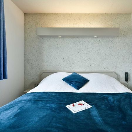 Logis Hotel & Restaurant Ludik Бержерак Екстериор снимка