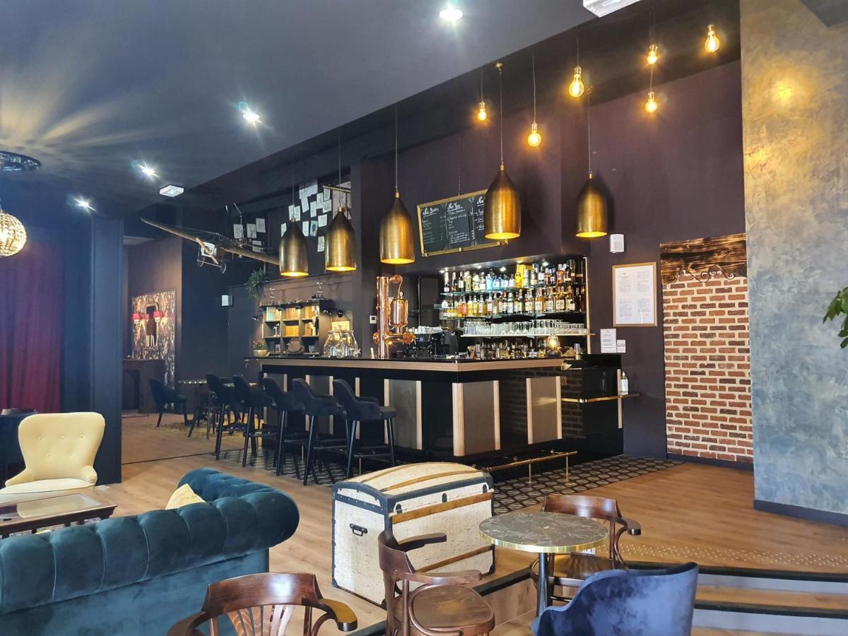 Logis Hotel & Restaurant Ludik Бержерак Екстериор снимка