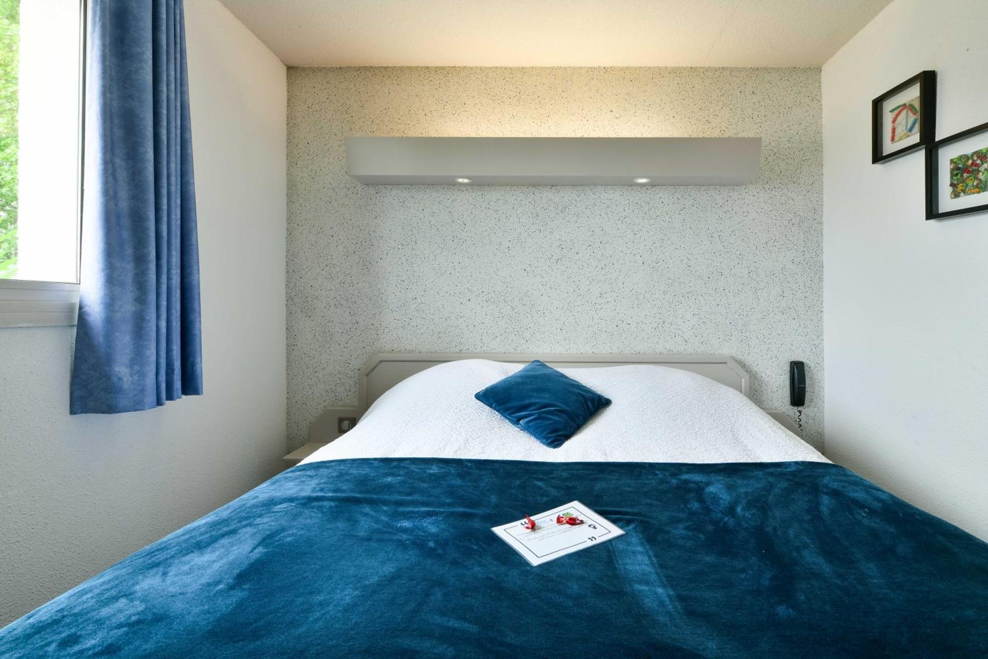 Logis Hotel & Restaurant Ludik Бержерак Екстериор снимка