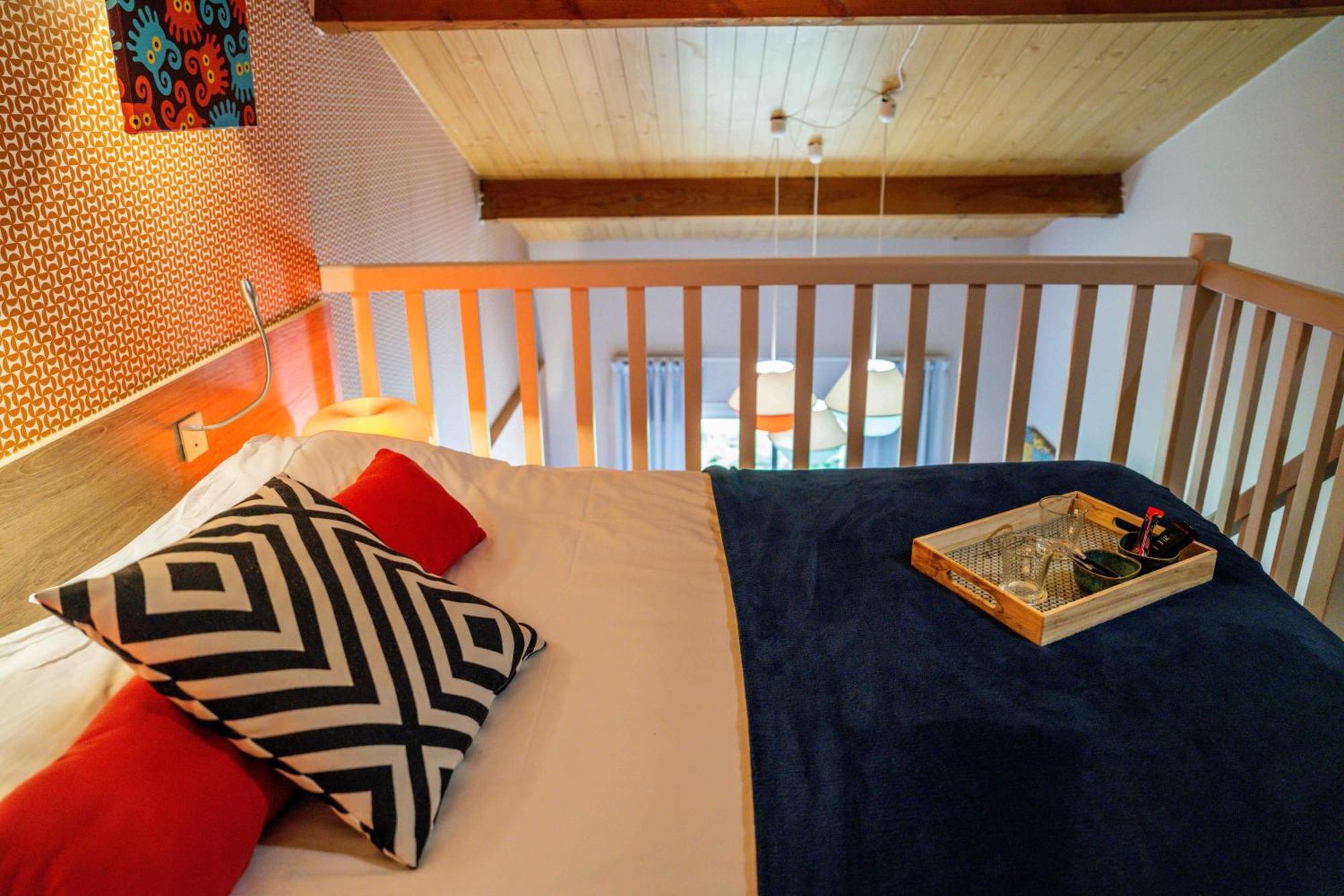 Logis Hotel & Restaurant Ludik Бержерак Екстериор снимка