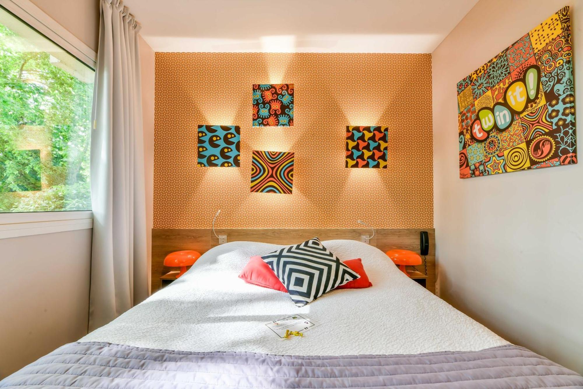 Logis Hotel & Restaurant Ludik Бержерак Екстериор снимка